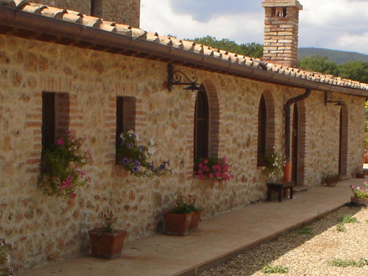 Gasthaus Casale Il Colombaio Di Toiano Valli Exterior foto